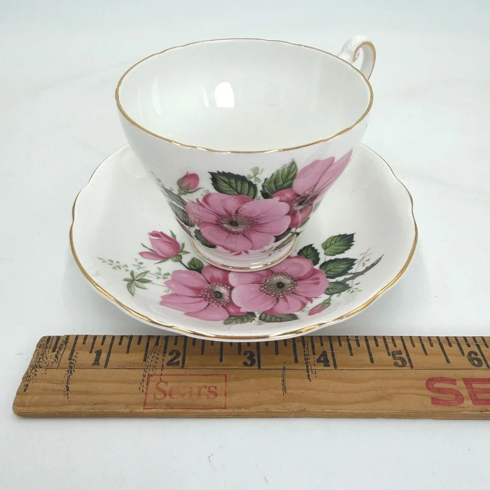 Regency English Bone China Tea Cup‎ Saucer Set White Pink Floral Gold Trim